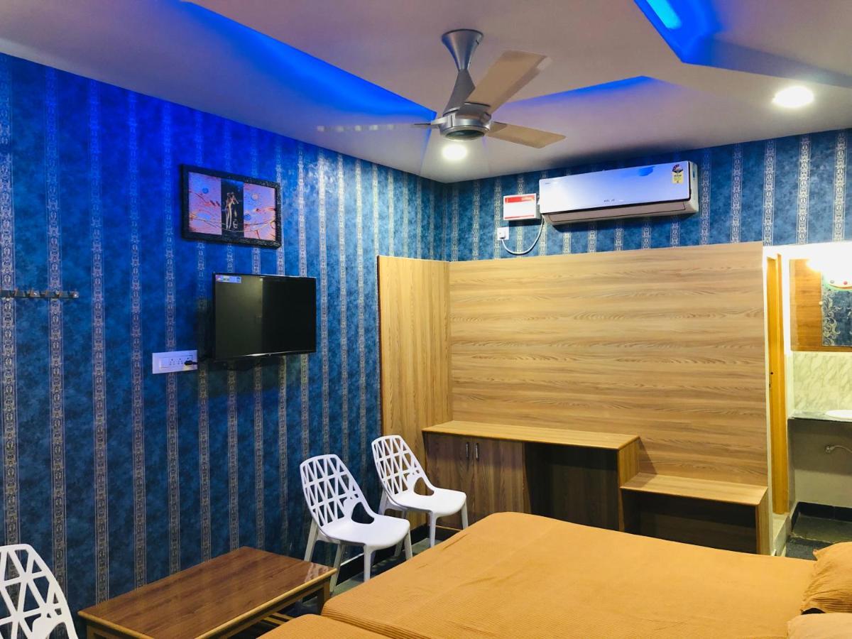 Dharmapuri C M Hotel المظهر الخارجي الصورة